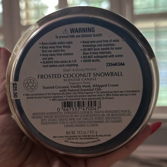 Bath & Body Works Frosted Coconut Snowball 3-Wick Candle - Picture 5 of 5